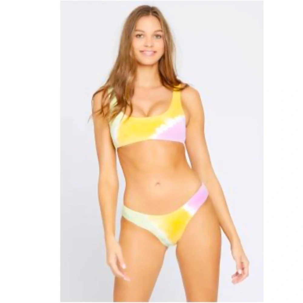 L*Space Sandy Bikini Bottom Classic, Diagonal Sunburst‎ Tie Dye, Large, NWT